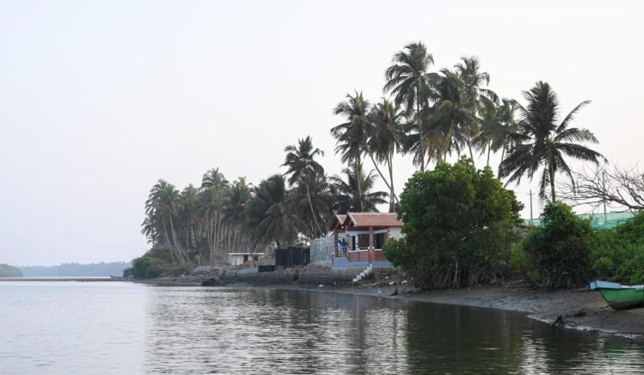 Reunion Ocean Tides Hotel Udupi Eksteriør billede