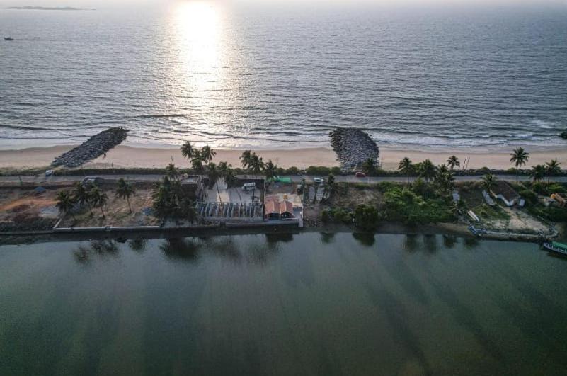 Reunion Ocean Tides Hotel Udupi Eksteriør billede