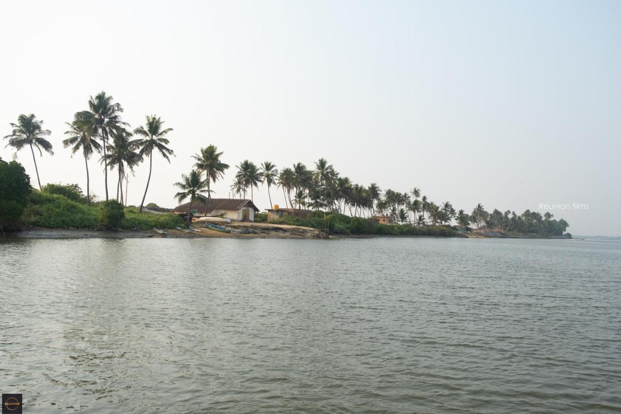 Reunion Ocean Tides Hotel Udupi Eksteriør billede